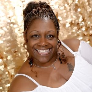 Meet your Posher, Jacqueline